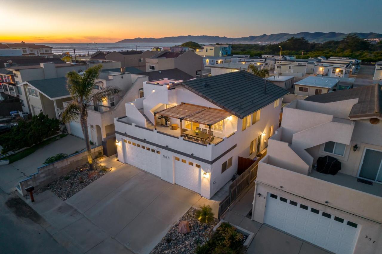Steps To #Pismobeach With Poker, Foosball, Free Ev Charger, And Bikes Oceano Kültér fotó